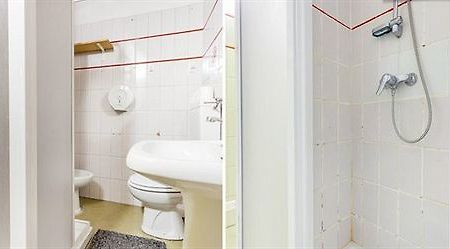 Sleep Easy Hostel Βερόνα Εξωτερικό φωτογραφία