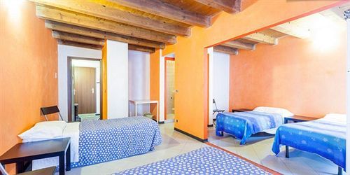 Sleep Easy Hostel Βερόνα Εξωτερικό φωτογραφία