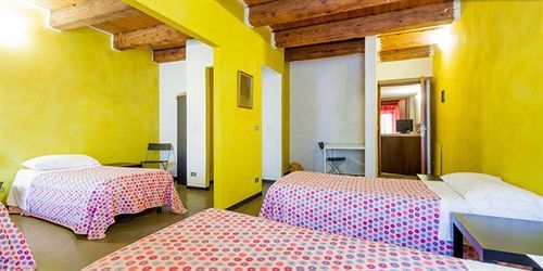 Sleep Easy Hostel Βερόνα Εξωτερικό φωτογραφία