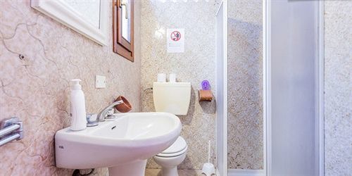 Sleep Easy Hostel Βερόνα Εξωτερικό φωτογραφία